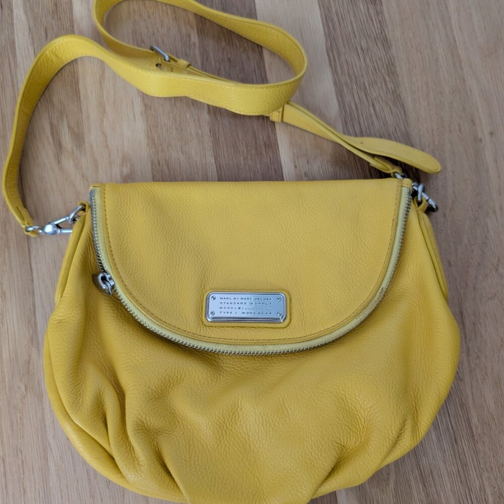 Marc Jacobs Leather Crossbody bag